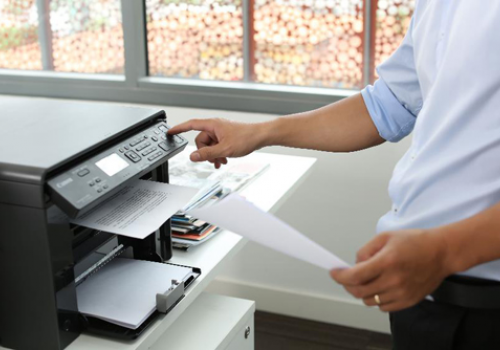 Công ty có nên mua máy photocopy hay thuê tại Phong Vũ Kinh Bắc?